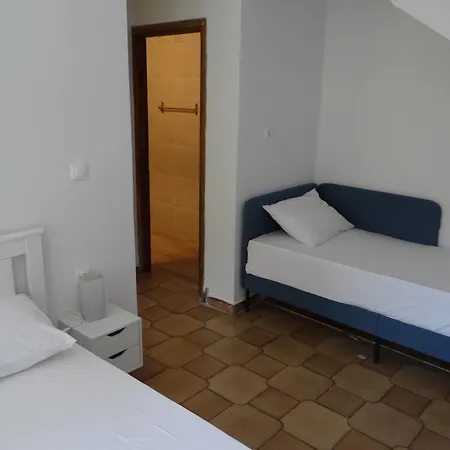 Kalogeriko Appartement *